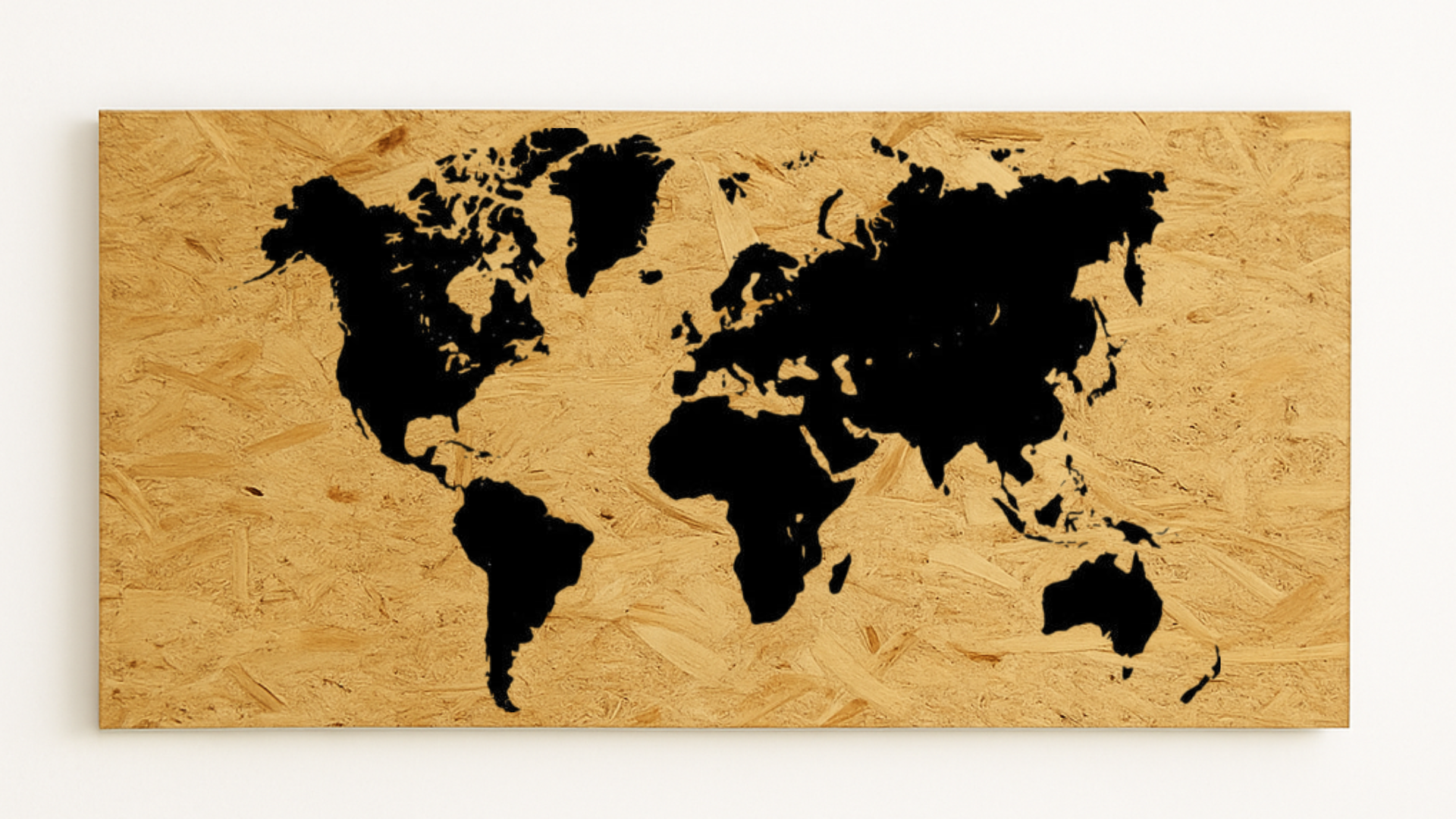 Cabecero Mapamundi de madera OSB reciclada con mapa del mundo en negro sobre fondo natural.